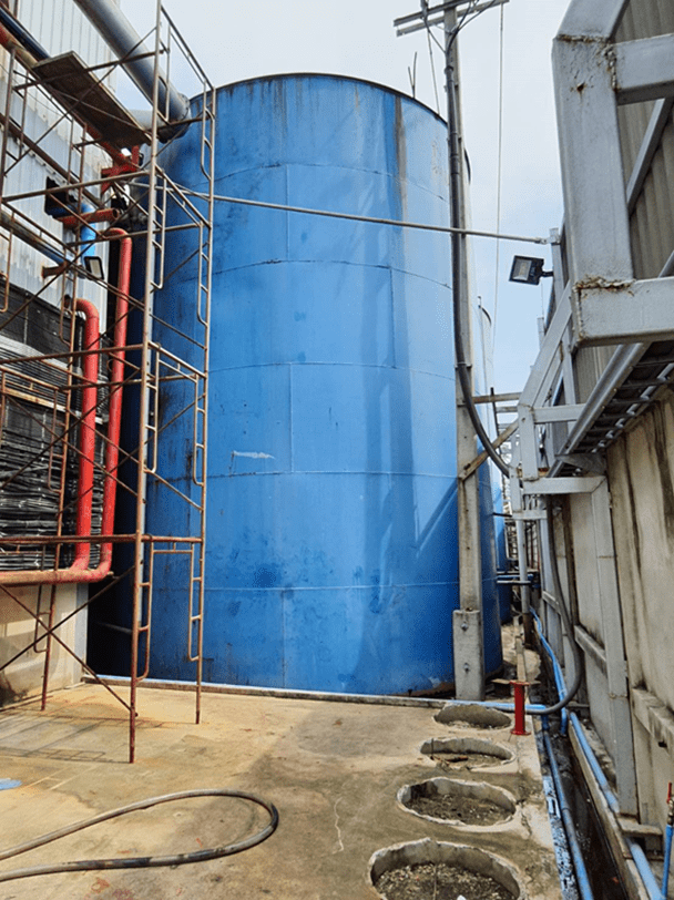 A palm oil tank.